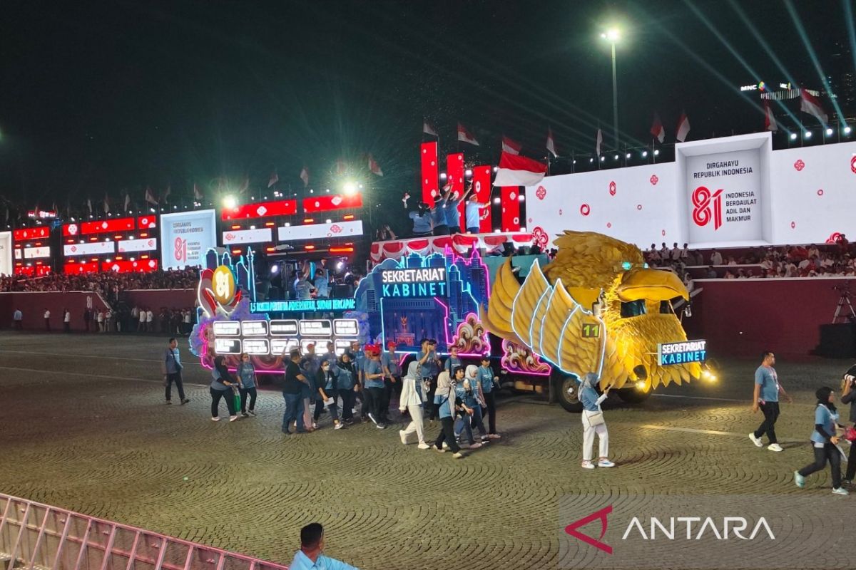 Prabowo and Gibran attend Independence Carnival at Monas