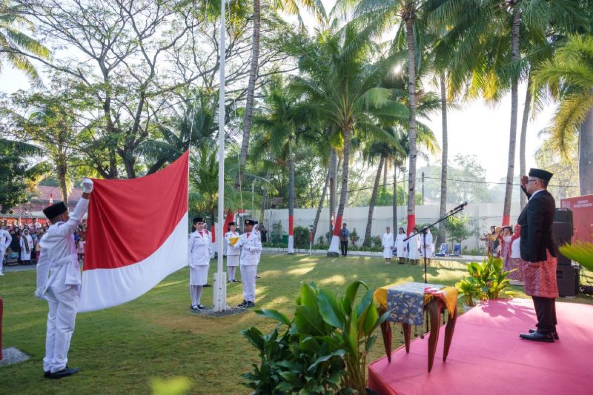 Indonesian Embassy in Dili holds flag ceremony and pilgrimage to Seroja Heroes Cemetery
