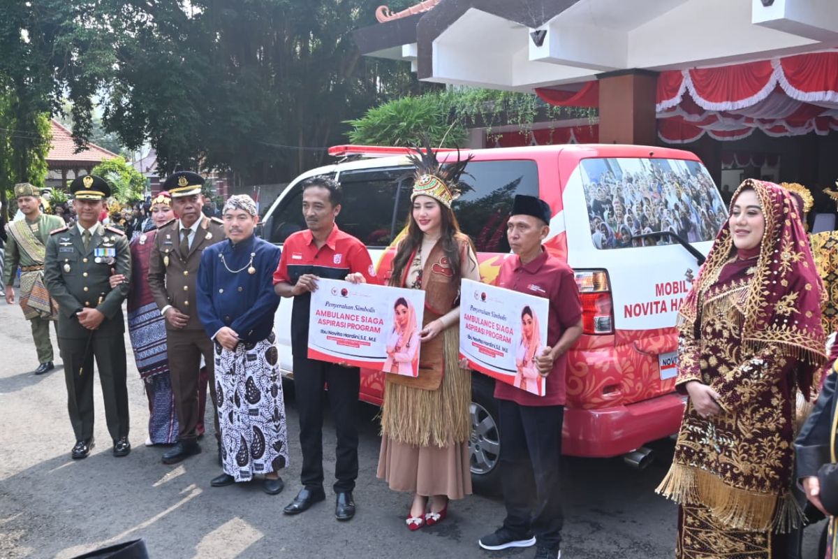 DPR member hands over free ambulances to residents for Independence Day