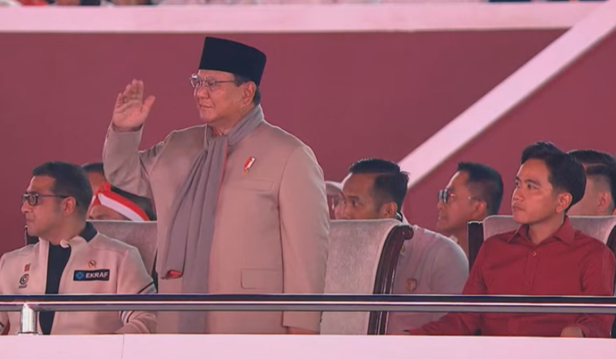 Prabowo and Gibran Side by Side Watch Independence Carnival at Monas