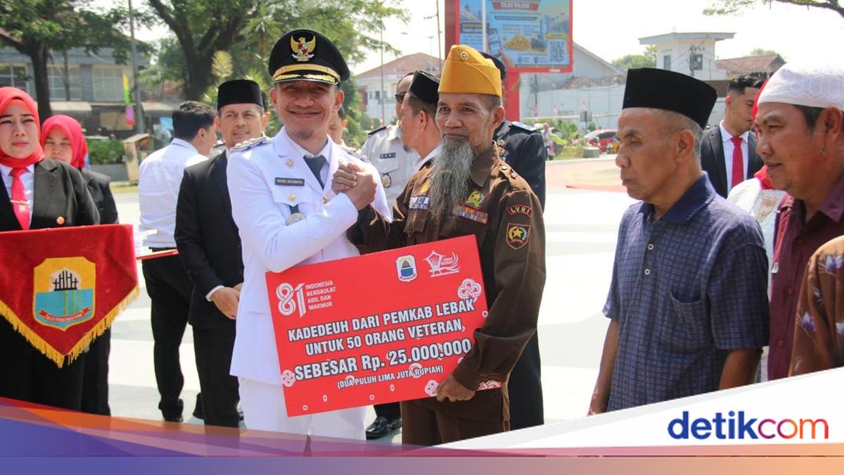 Lebak Regent Hands Over Aid to Vulnerable Workers and Veterans for Independence Day