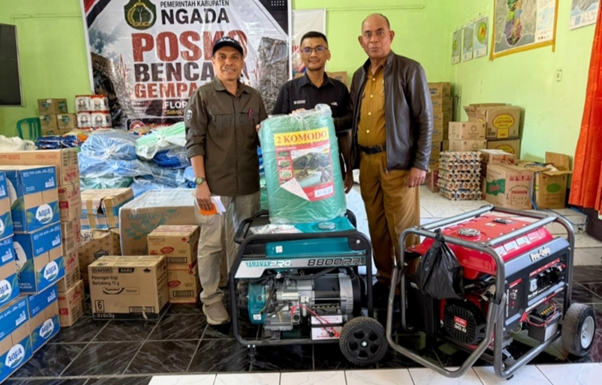 TASPEN Distributes 400 Food Packages and Supporting Aid for NTT Earthquake Victims