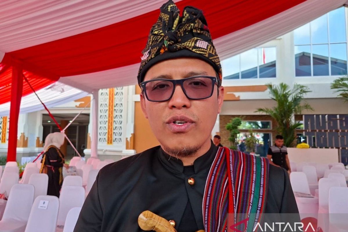 Baznas NTB donations distributed to help NTT earthquake victims