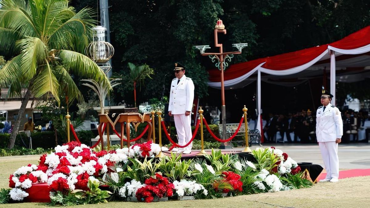 Acting Regent of Pati Misreads Pancasila While Leading Independence Day Ceremony