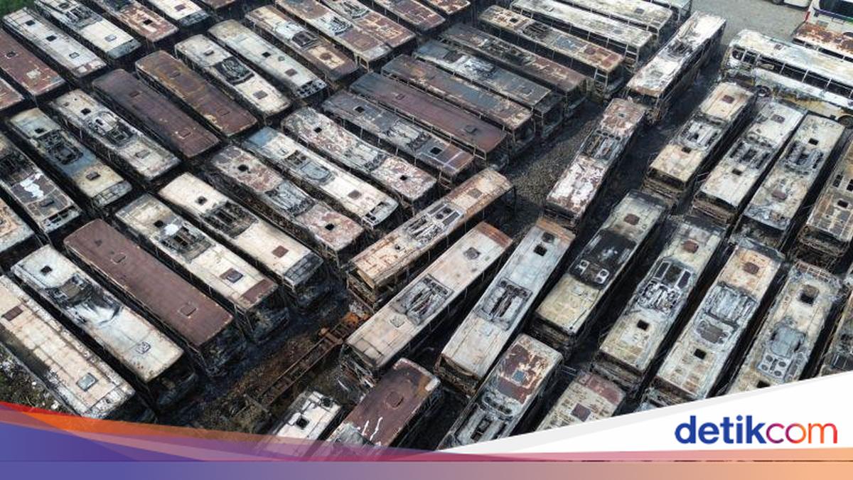 50 Buses Destroyed in Fire at Cikarang Depot, Cause Under Investigation