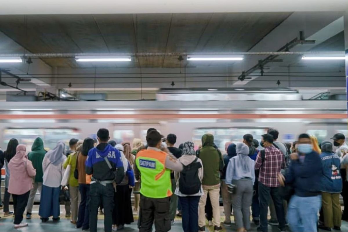 1.08 Million People Utilise KAI Group Special Fares, Independence Spirit Moves Forward with the Railway