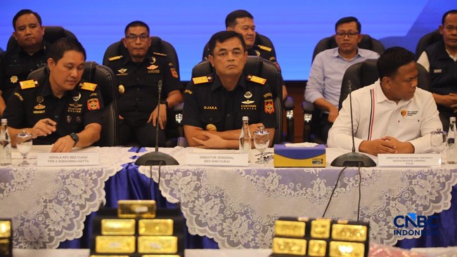 New Gold Smuggling Method Uncovered, Now Hidden in CDs and Bras