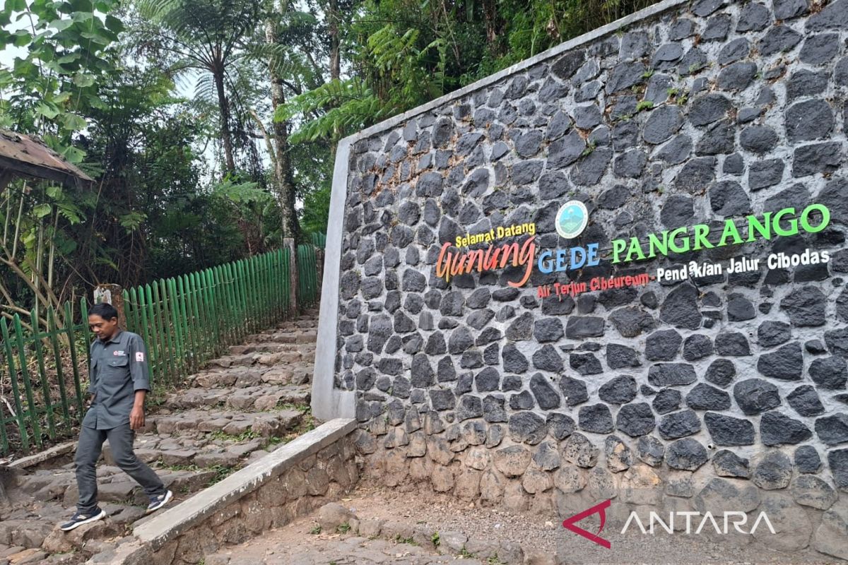 TNGGP extends Mount Gede hiking closure for two weeks