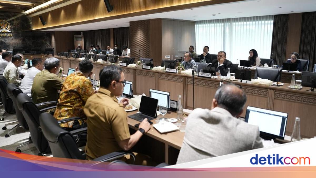 House and Government Agree Part-Time PPPK Teachers to Become Full-Time in 2027