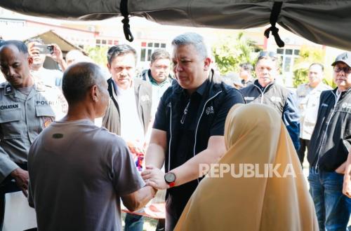BRI Peduli Builds 3 Logistics Posts and 1 Public Kitchen in NTT, Directors Inspect Disaster Sites