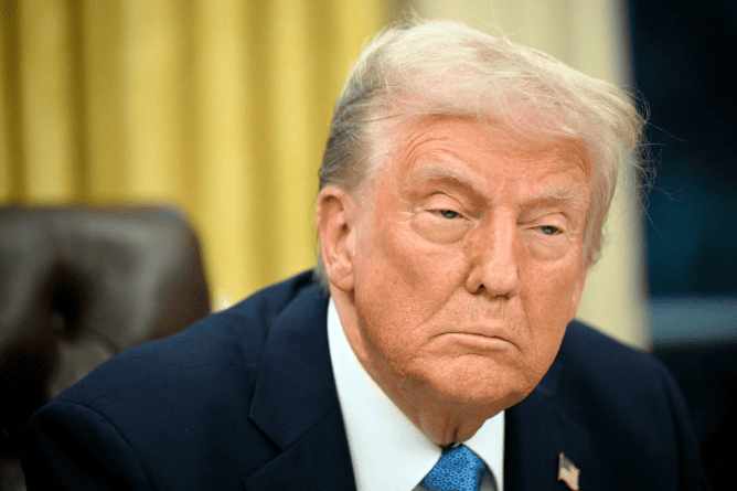 White House Launches Personal Attack on CNN Reporter After Questioning Trump Assistant Issue