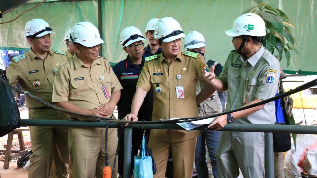 South Jakarta Administration Uses 'Jacking' Method to Tackle Karang Tengah-Lebak Bulus Flooding