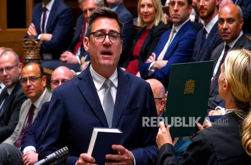 Fake Identity Breaches UK PM's Inner Circle, Andy Burnham Nearly Trapped