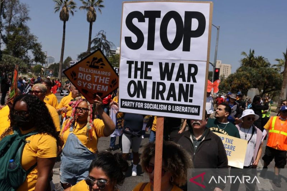 US chooses to 'strangle' Iran economically after halting negotiations
