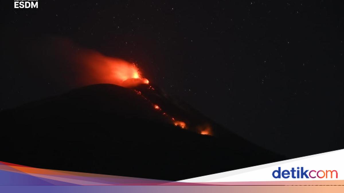 Mount Ile Lewotolok Erupts 158 Times, Lava Flows 1.2 km