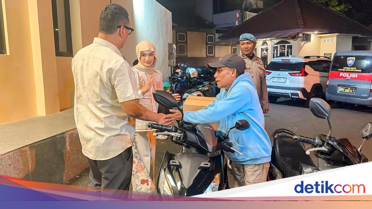 Ojol Whose Motorcycle Was Damaged by Alphard Driver in South Jakarta Given New Vehicle