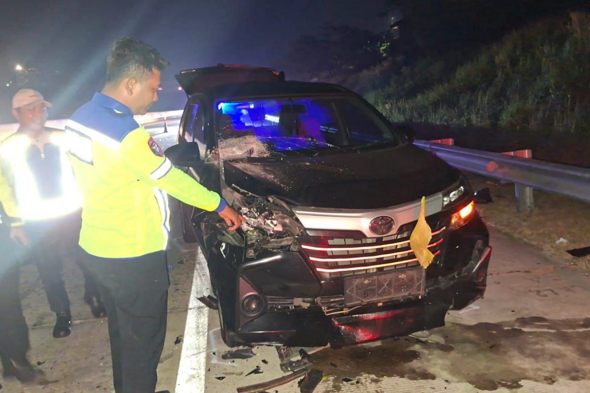 Pile-up on Batang-Semarang Toll Road kills one person