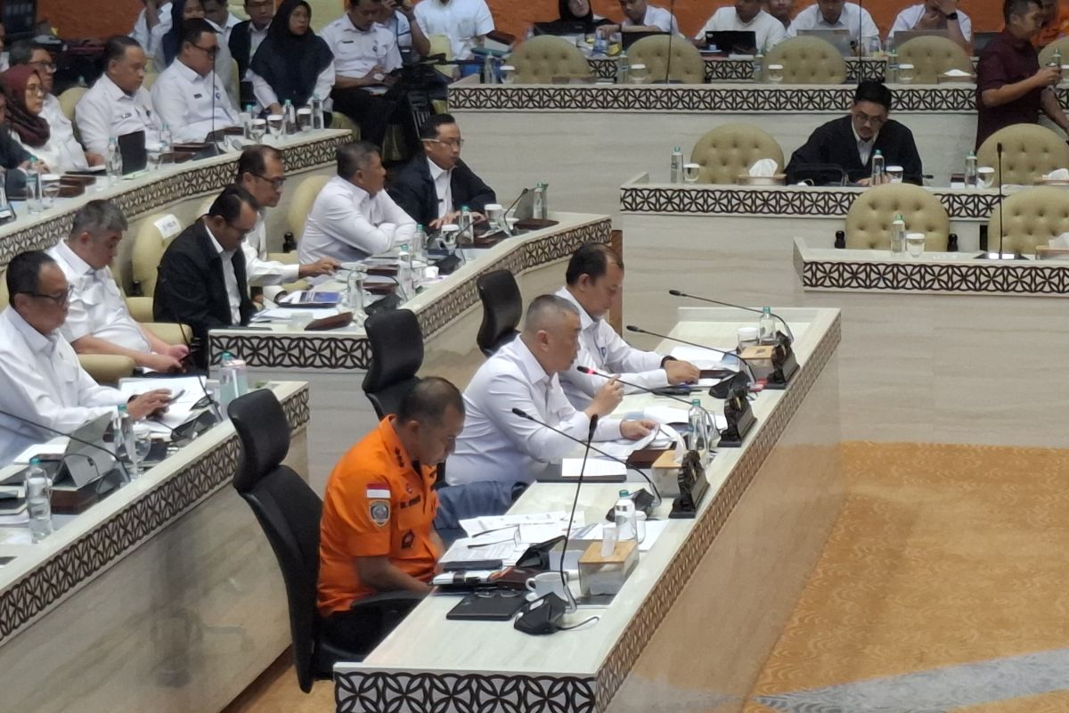 Minister: Ship safety evaluation must not stop at documents