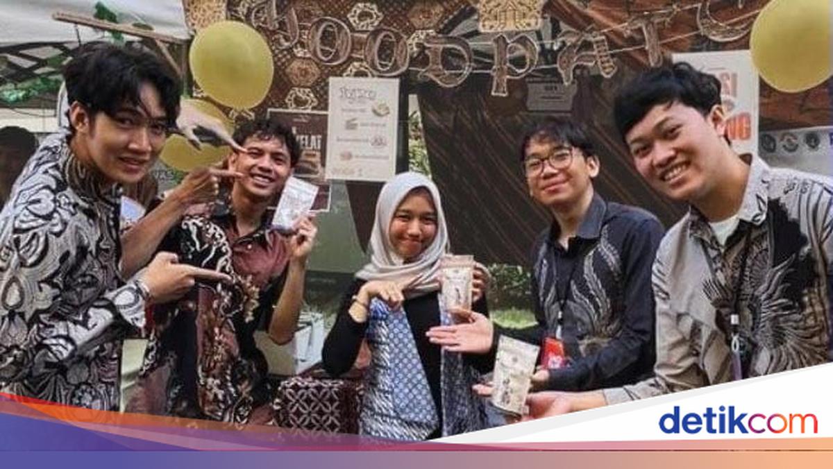 UAD Students Secure P2MW 2026 Funding, Create Wayang-Themed Moodpatch