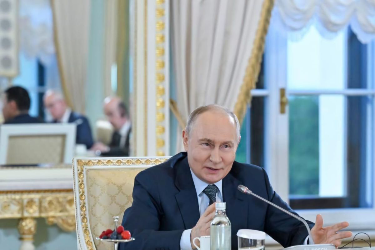 Putin: Russian companies ready to undertake hydrocarbon exploration in Myanmar