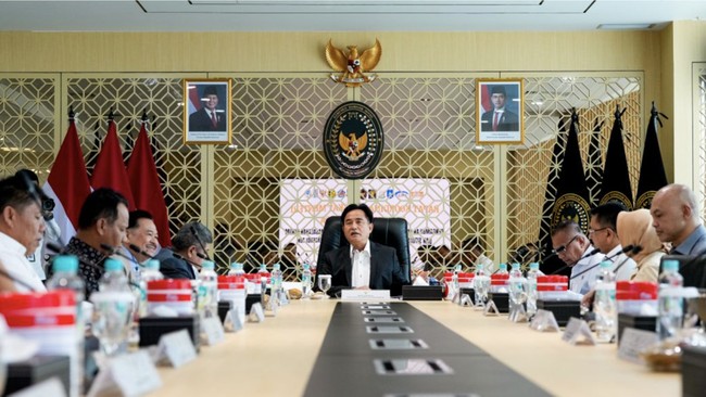 PT Timah Permitted to Buy People's Tin, Here's Coordinating Minister Yusril's Reasoning