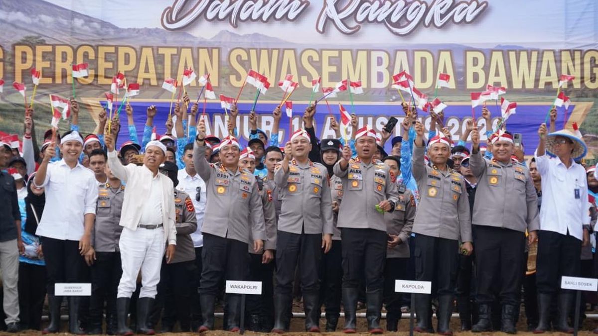 Police Accelerate Food Self-Sufficiency with Garlic Planting in 14 West Java Regions