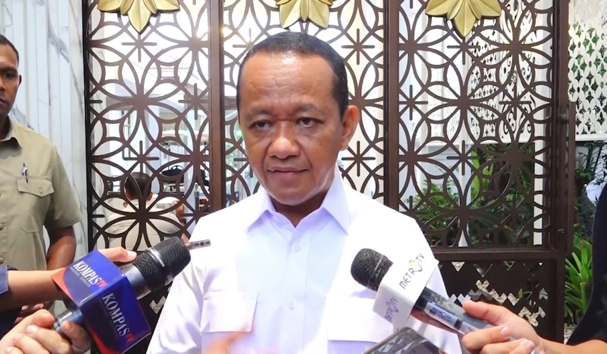 Bahlil Opens Tender for 100 GW Solar Power Plants, First Phase 30 GW This Year