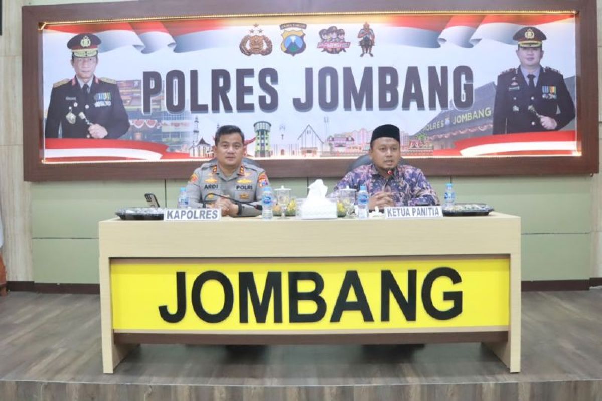 Jombang Police tighten security for pre-Muktamar NU mass prayer