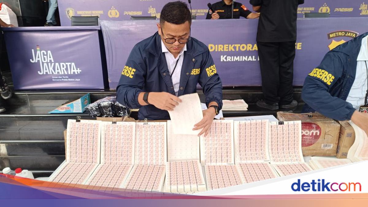 Police Reveal Roles of 16 Suspects in Stamp Duty Counterfeiting: From Producer to Courier
