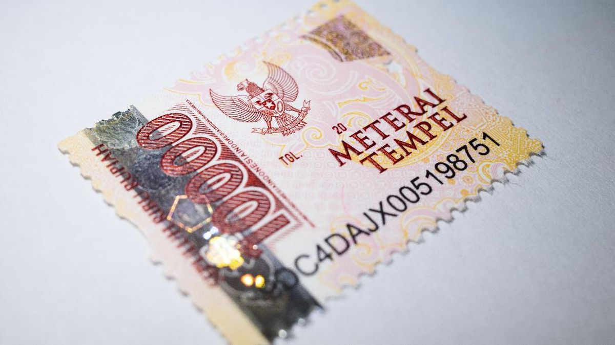 Police Reveal How to Identify Counterfeit Stamps: Check with Saliva