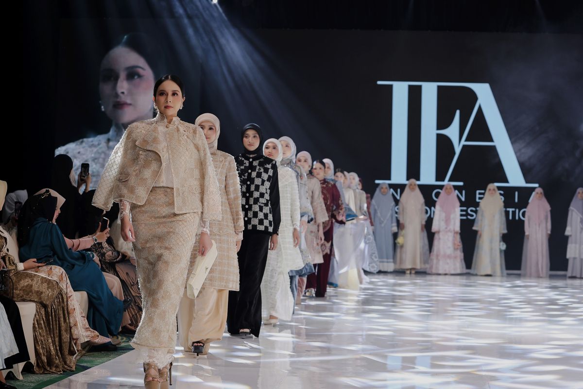 South Kalimantan Wastra Showcased at IFA Archipelago