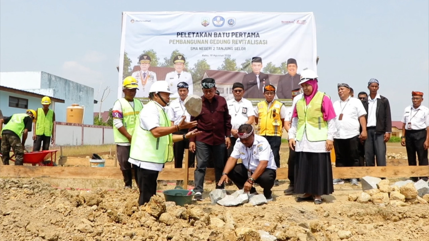 Revitalisation of SMAN 2 Tanjung Selor improves student learning effectiveness