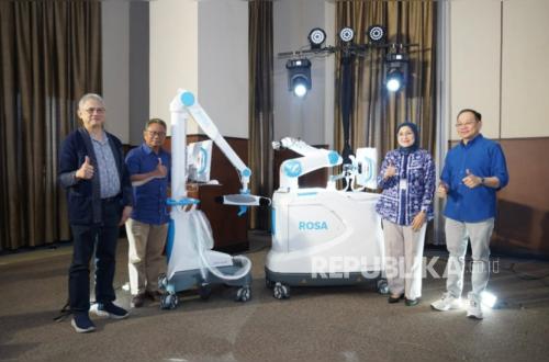 Not Replacing Doctors, ROSA Arrives as a Smart Assistant for Modern Knee Surgery