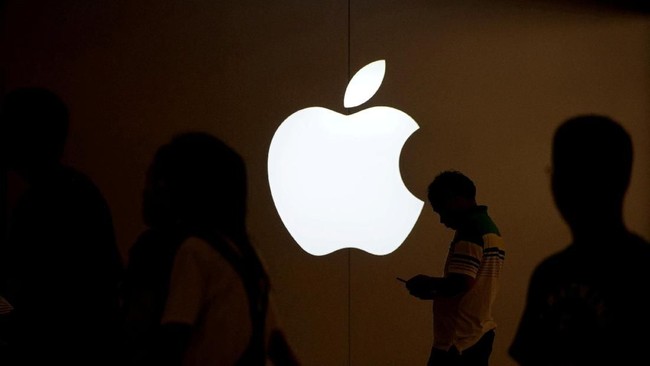 Apple Finally Relents Under Government Pressure