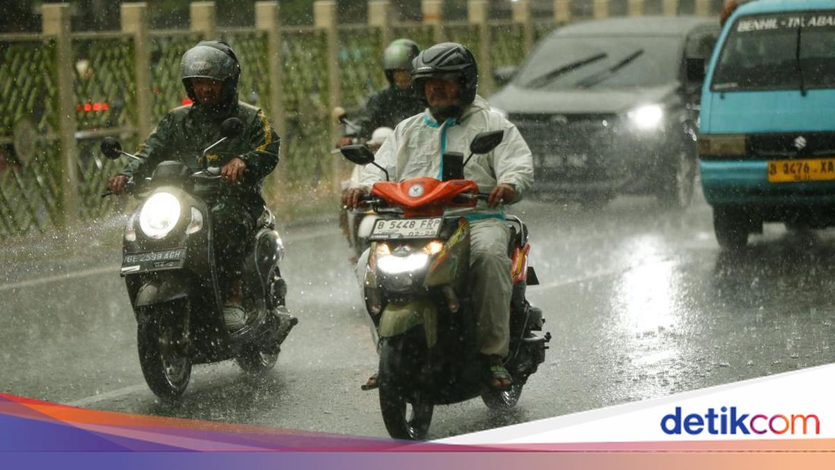 BMKG: Rainy Season in Jabodetabek to Begin Mid-October