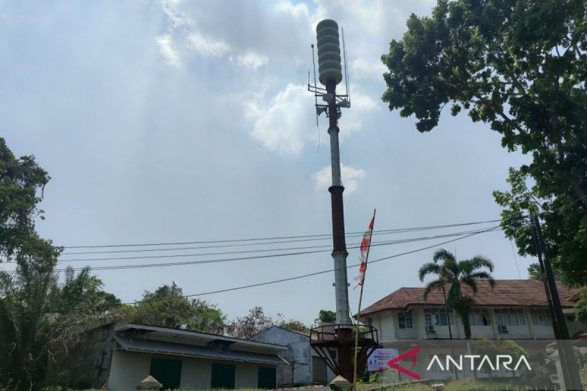 Bengkulu seeks two more tsunami warning sirens from BNPB