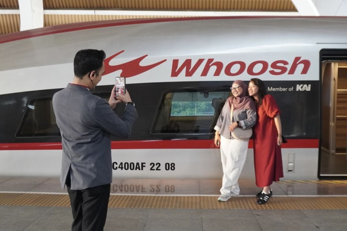 Whoosh subscription card sales hit highest monthly record