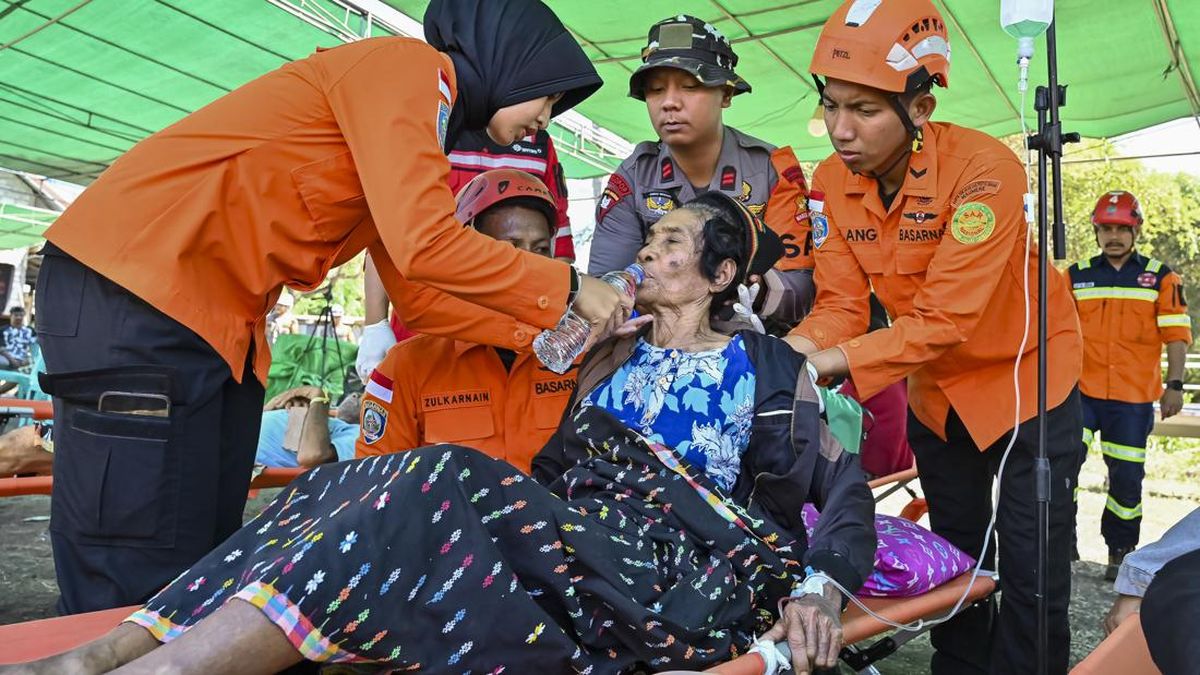NTT Earthquake Update: 72 Dead, 900 Injured