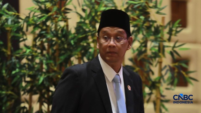 Electric Motorcycle Incentive Reduced to Rp3 Million per Unit, Purbaya Speaks Out