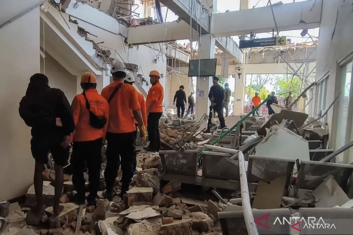 West Java BPBD deploys 20 personnel to assist NTT earthquake victims