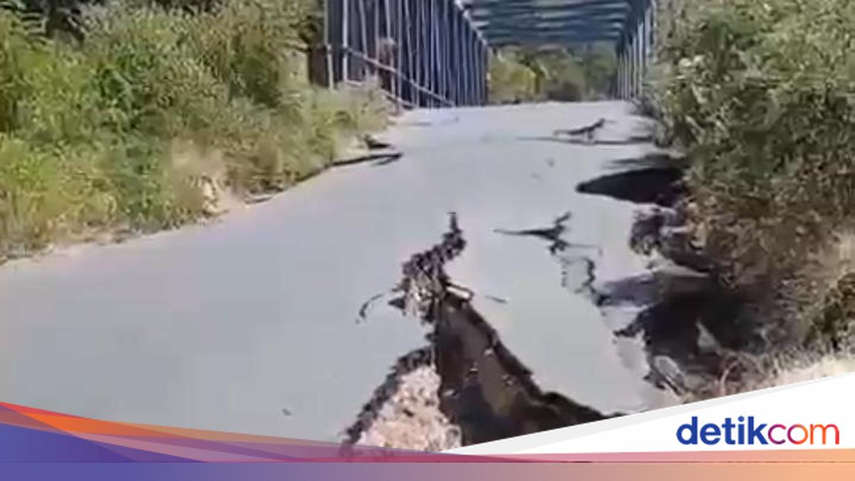 Bridge on Trans Flores Road Damaged, Aid Delivery Access Disrupted