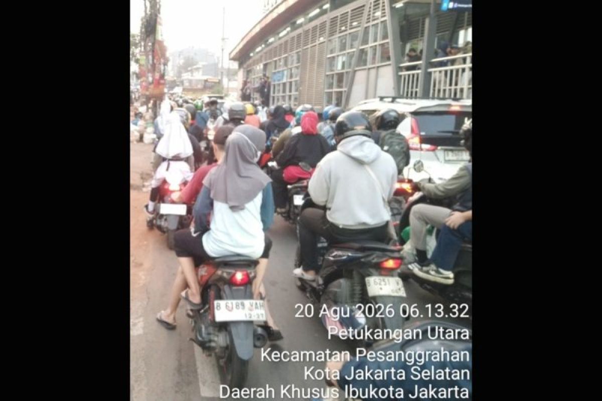 Transjakarta Corridor 13 route temporarily diverted