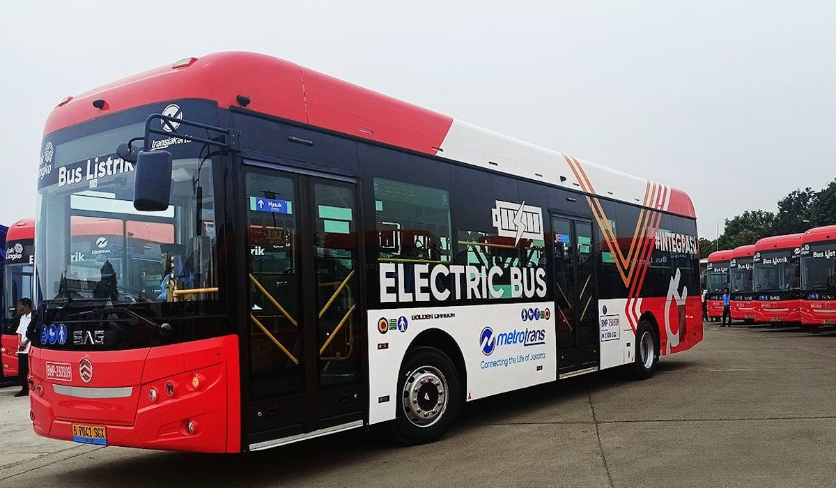 Jakarta Targets 10,000 Electric Buses in Operation by 2030