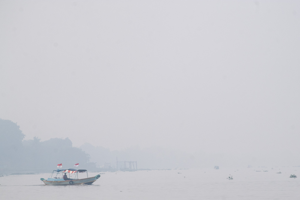 Haze from Kalimantan Forest Fires Blankets Sarawak