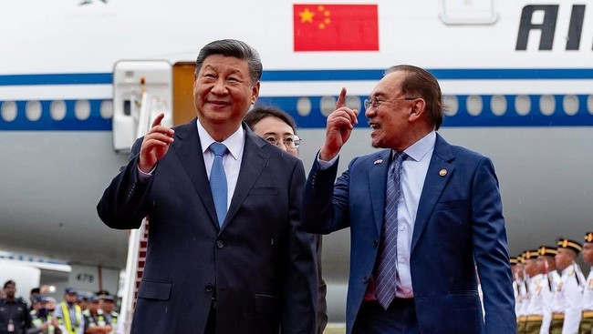 China Suddenly Praises Malaysian PM Anwar Ibrahim, What's Behind It?