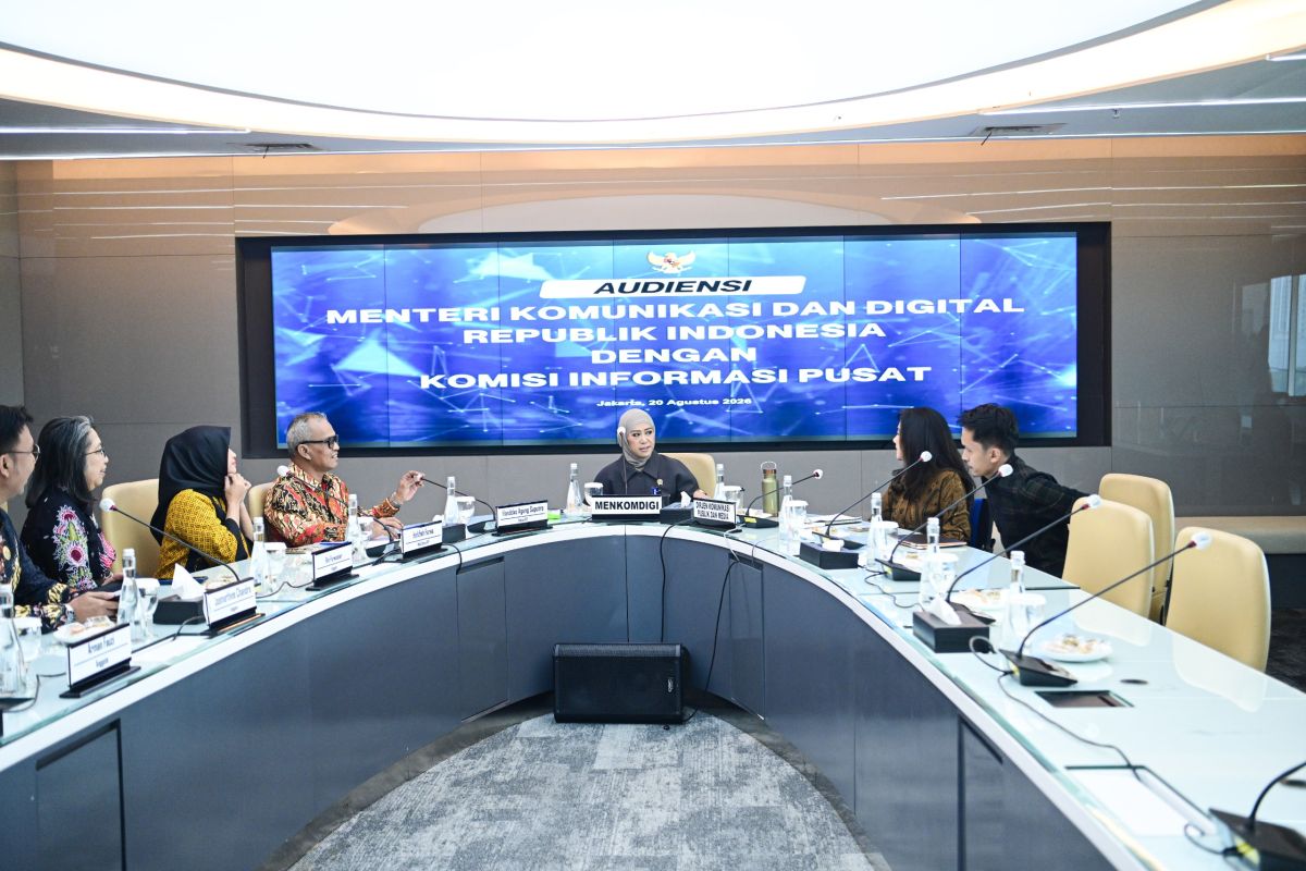 Minister Meutya asks Central Information Commission to maintain public trust in information disclosure