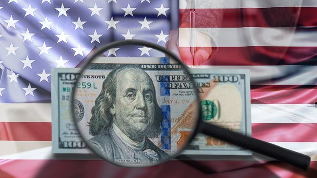World Panics: Trump Deploys Unusual Tactic to Rescue American Debt