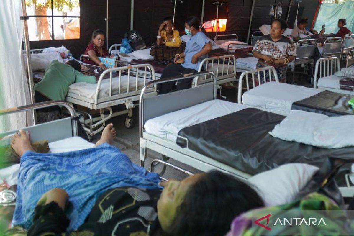 Transmigration Ministry mobilizes support for NTT quake victims