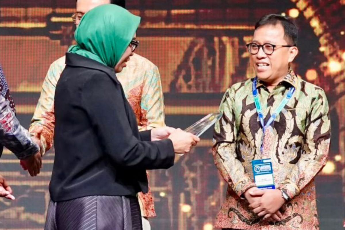 Contributing to geothermal development, ATR/BPN receives award