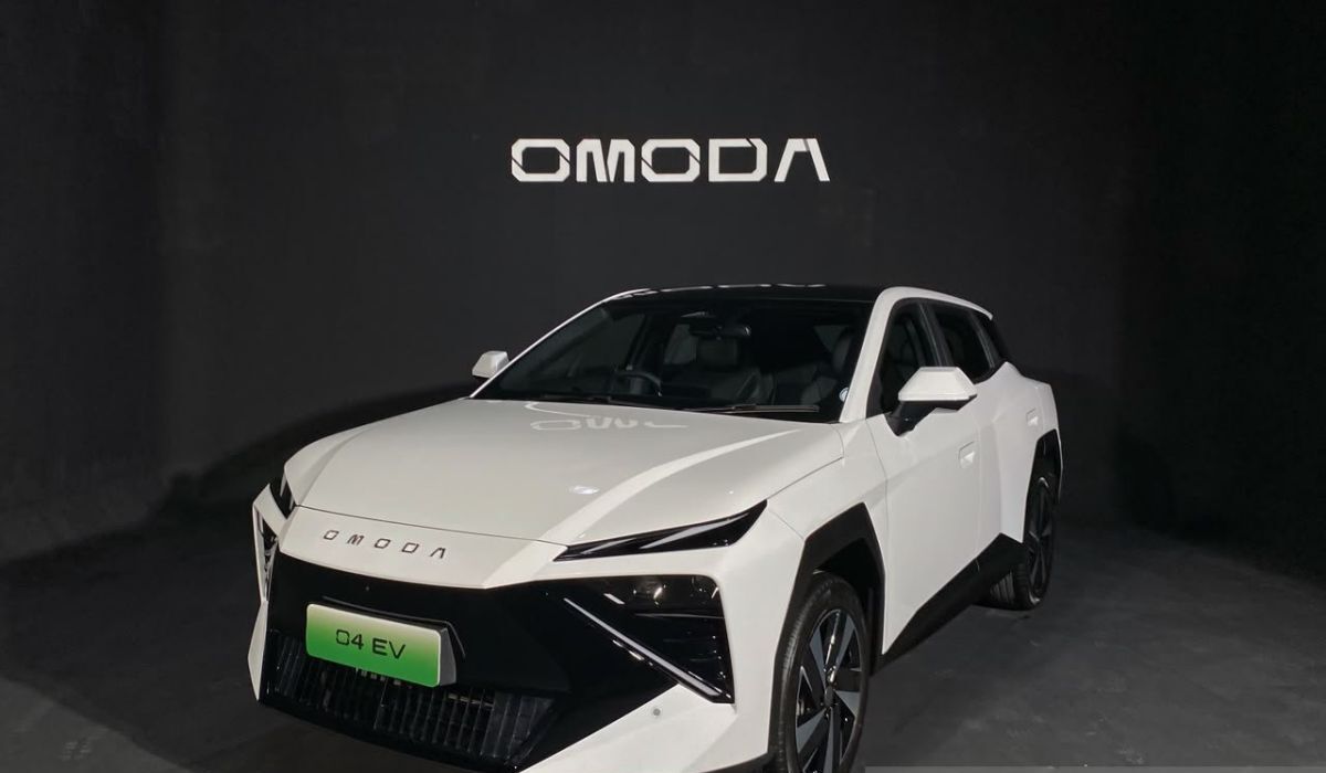 Omoda O4 Features: AI Electric Car Priced at Rp400 Million with 611 Km Range